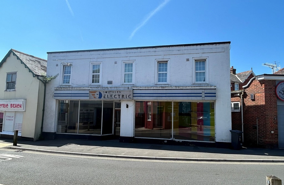 Avenue Road, Freshwater - Avenue Road, Freshwater