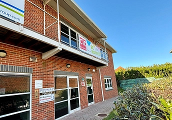 Unit 7 & 8 The Courtyard - Unit 7 & 8 The Courtyard