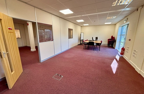 Unit 7 & 8 The Courtyard - Unit 7 & 8 The Courtyard