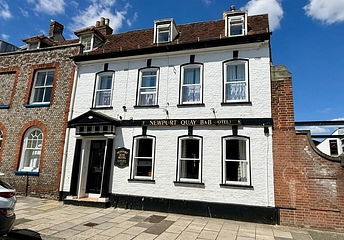 Newport Quay Hotel - Newport Quay Hotel