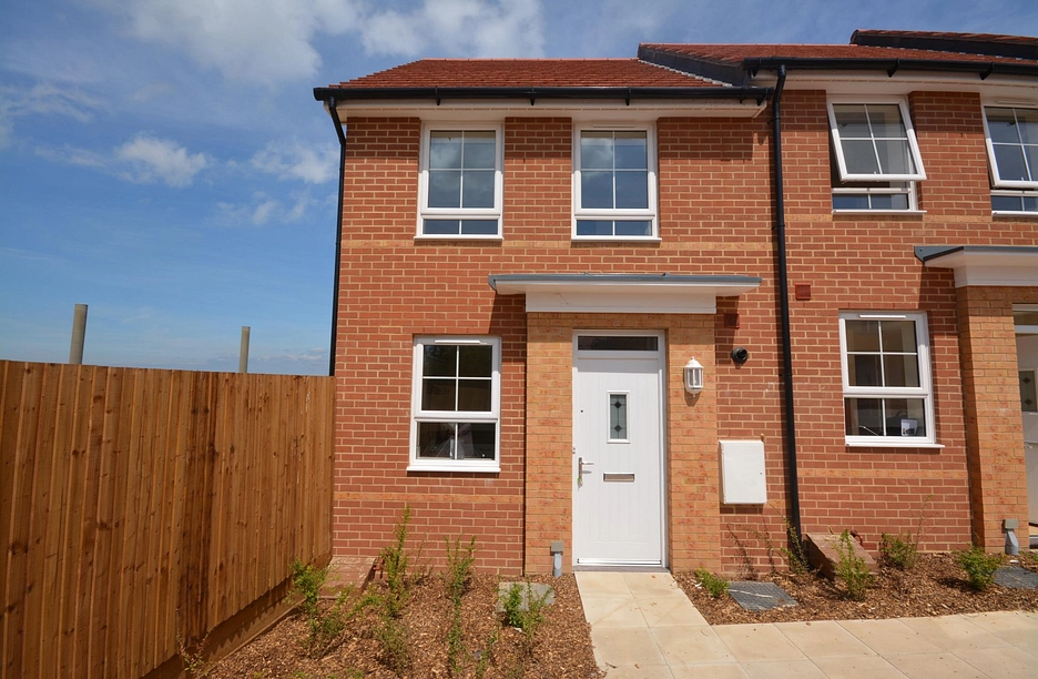 2 bedroom house to rent - St. Wilfred Drive, East Cowes, PO32