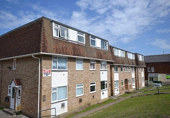 2 bedroom apartment to rent - Fellows Road, Cowes, PO31