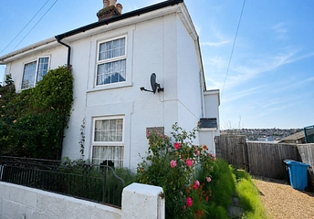 2 bedroom house to rent - Clarence Road, East Cowes, PO32