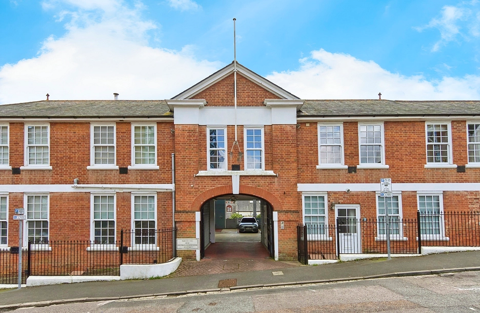 1 bedroom apartment to rent - Princess Beatrice Court, 23 Denmark Road, PO31