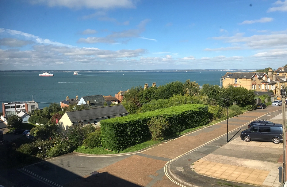 4 bedroom house to rent - Cliff Road, Cowes, PO31