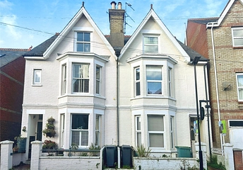 2 bedroom apartment to rent - Beckford Road, Cowes, PO31