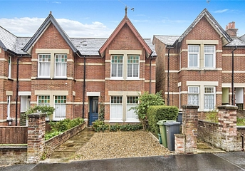 3 bedroom house to rent - Mill Hill Road, PO31