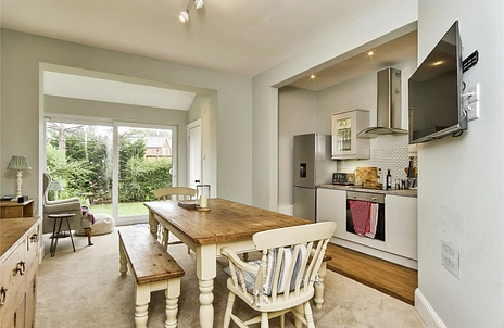 3 bedroom house to rent - Mill Hill Road, PO31