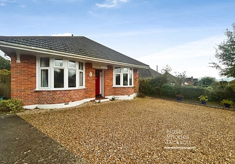 3 bedroom bungalow for sale - Pallance Road, Cowes, Isle of Wight, PO31