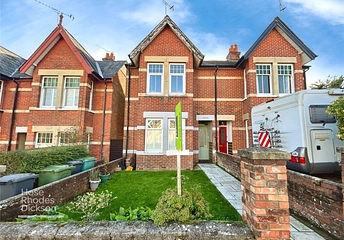 2 bedroom apartment for sale - Mill Hill Road, Cowes, Isle of Wight, PO31