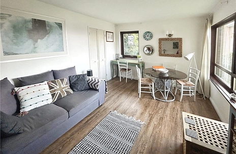 2 bedroom apartment for sale - Queens Road, Cowes, Isle of Wight, PO31