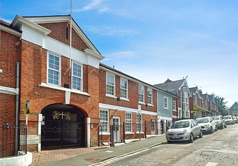 2 bedroom apartment for sale - Denmark Road, Cowes, Isle of Wight, PO31