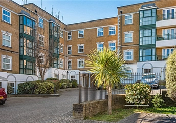 4 bedroom apartment for sale - Medina Gardens, Cowes, Isle of Wight, PO31