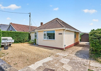 3 bedroom bungalow for sale - Cowes Road, Newport, Isle of Wight, PO30