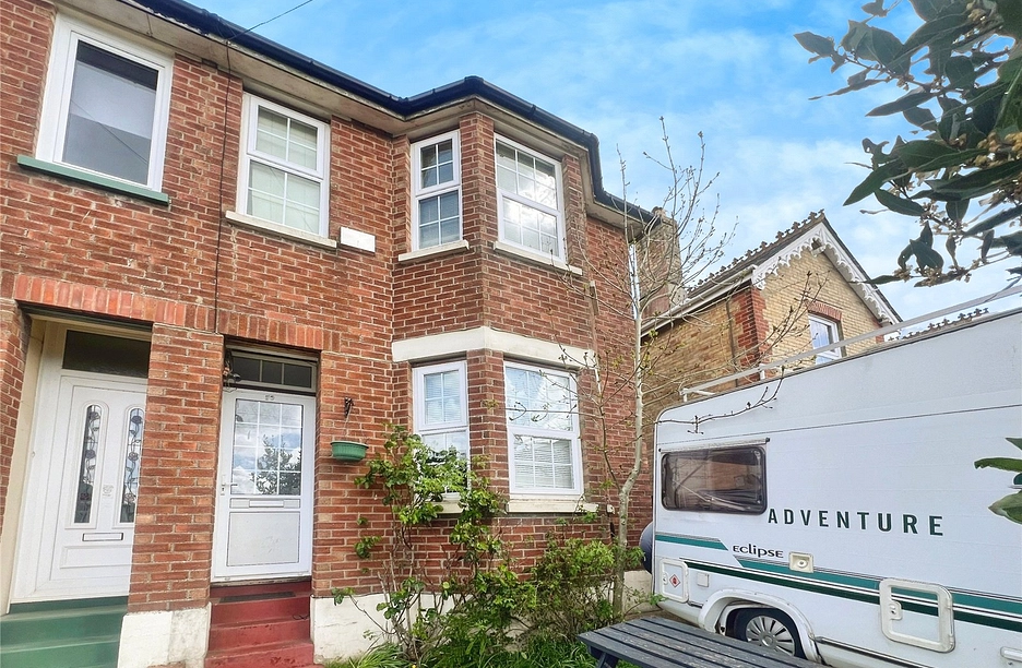 3 bedroom house for sale - Cambridge Road, East Cowes, Isle of Wight, PO32