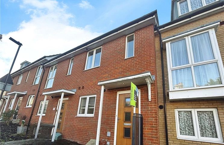 2 bedroom house for sale - Old Road, East Cowes, Isle of Wight, PO32