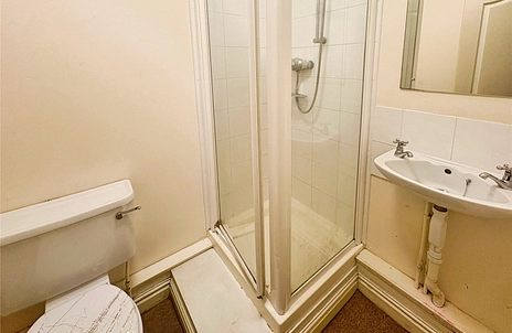 3 bedroom apartment for sale - Clarence Road, East Cowes, Isle of Wight, PO32