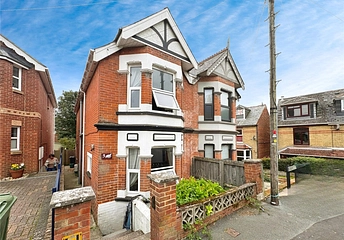 3 bedroom house for sale - Oakfield Road, East Cowes, Isle of Wight, PO32