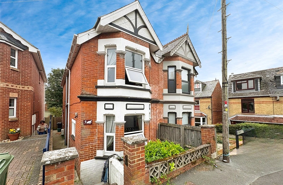 3 bedroom house for sale - Oakfield Road, East Cowes, Isle of Wight, PO32