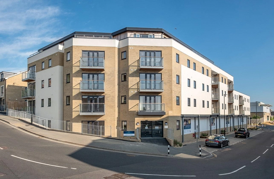 2 bedroom apartment for sale - Castle Street, East Cowes, Isle of Wight, PO32