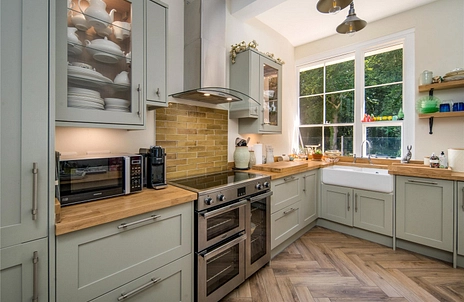 2 bedroom apartment for sale - York Avenue, East Cowes, Isle of Wight, PO32