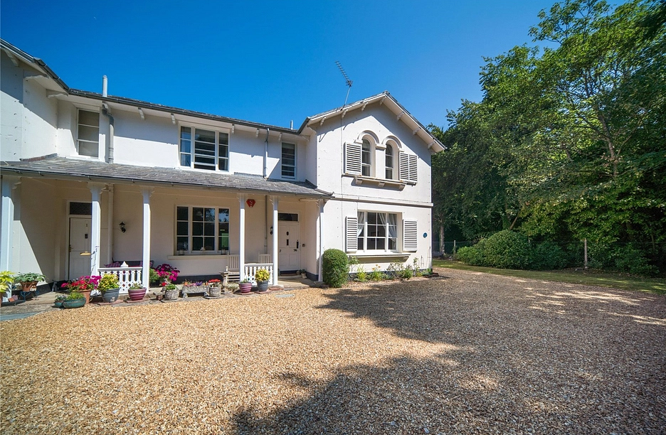 2 bedroom apartment for sale - York Avenue, East Cowes, Isle of Wight, PO32