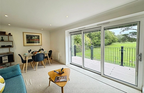 2 bedroom apartment for sale - York Avenue, East Cowes, Isle of Wight, PO32