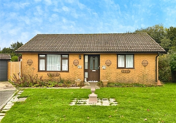 2 bedroom bungalow for sale - Chessell Close, Cowes, Isle of Wight, PO31