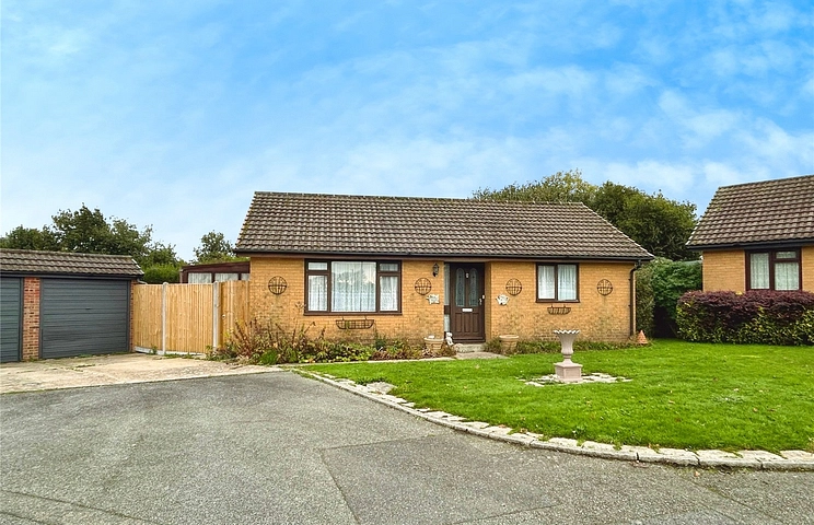 2 bedroom bungalow for sale - Chessell Close, Cowes, Isle of Wight, PO31