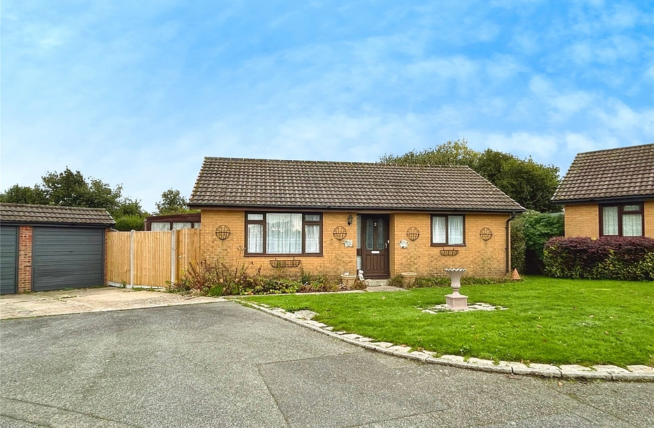 2 bedroom bungalow for sale - Chessell Close, Cowes, Isle of Wight, PO31