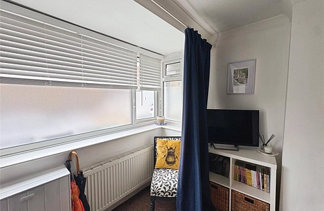 2 bedroom house for sale - Kings Road, East Cowes, Isle of Wight, PO32