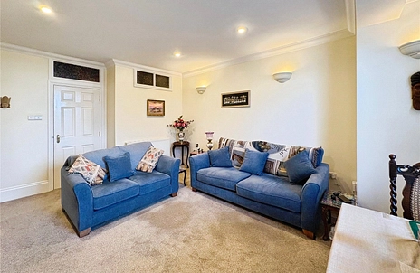 3 bedroom apartment for sale - Millfield Avenue, East Cowes, Isle of Wight, PO32