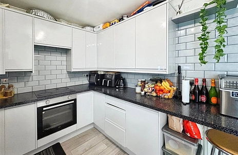3 bedroom house for sale - Kings Road, East Cowes, Isle of Wight, PO32