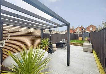 3 bedroom house for sale - Kings Road, East Cowes, Isle of Wight, PO32