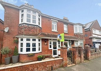 3 bedroom house for sale - Connaught Road, East Cowes, Isle of Wight, PO32