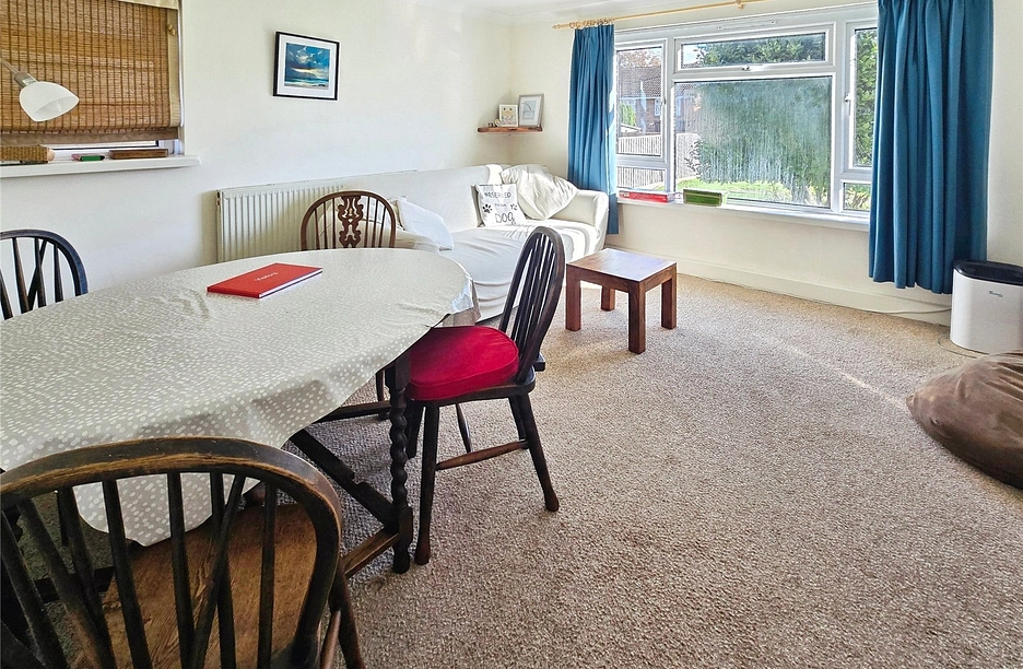 2 bedroom apartment for sale - Jubilee Close, Freshwater, Isle of Wight, PO40