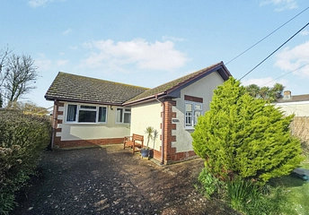 3 bedroom bungalow for sale - New Road, Brighstone, Newport, Isle of Wight, PO30
