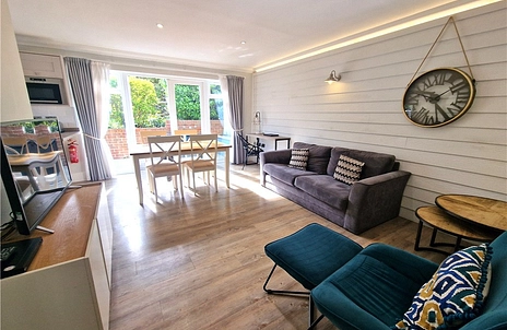 2 bedroom bungalow for sale - Fort Warden Road, Totland Bay, Isle Of Wight, PO39