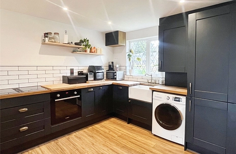 3 bedroom house for sale - Granville Road, Totland Bay, Isle of Wight, PO39