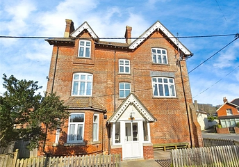 1 bedroom apartment for sale - Madeira Road, Totland Bay, Isle of Wight, PO39