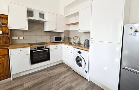 1 bedroom apartment for sale - Madeira Road, Totland Bay, Isle of Wight, PO39