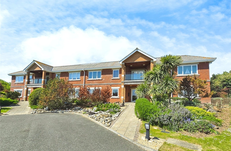 3 bedroom apartment for sale - Hurst Point View, Totland Bay, Isle of Wight, PO39