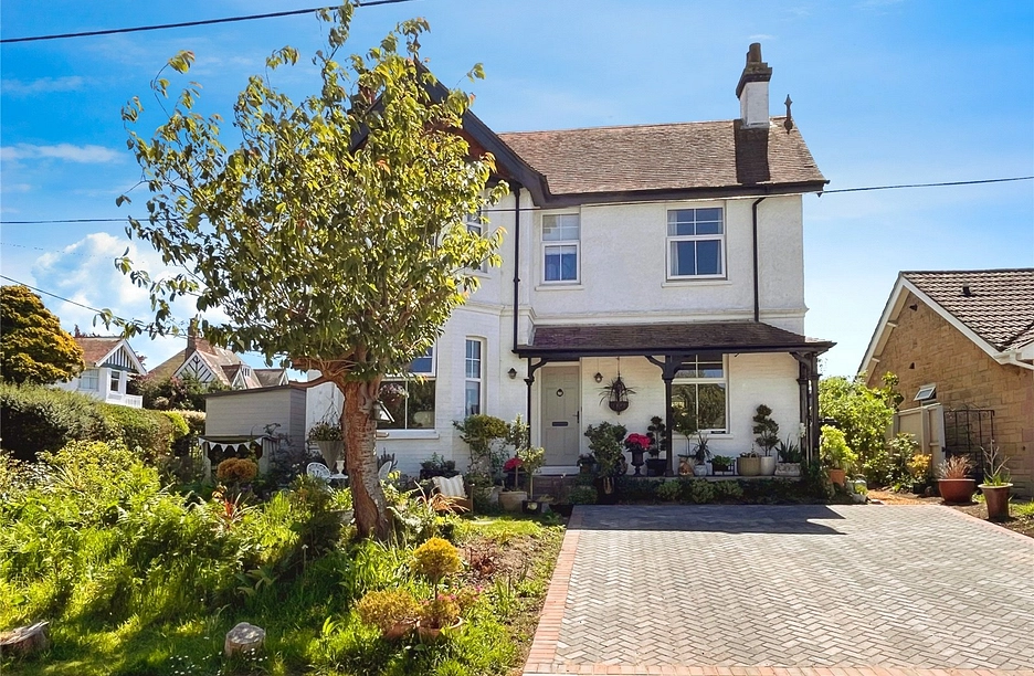 3 bedroom house for sale - The Mall, Totland Bay, Isle of Wight, PO39