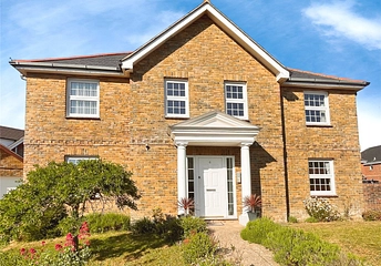 2 bedroom apartment for sale - Hurst Point View, Totland Bay, Isle of Wight, PO39