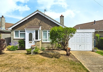 2 bedroom bungalow for sale - Parkway, Freshwater, Isle of Wight, PO40