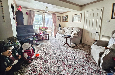 3 bedroom house for sale - Queens Road, Freshwater, Isle of Wight, PO40