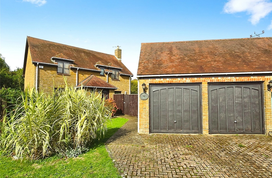 4 bedroom house for sale - Brook Farm Close, Brook, Newport, Isle of Wight, PO30