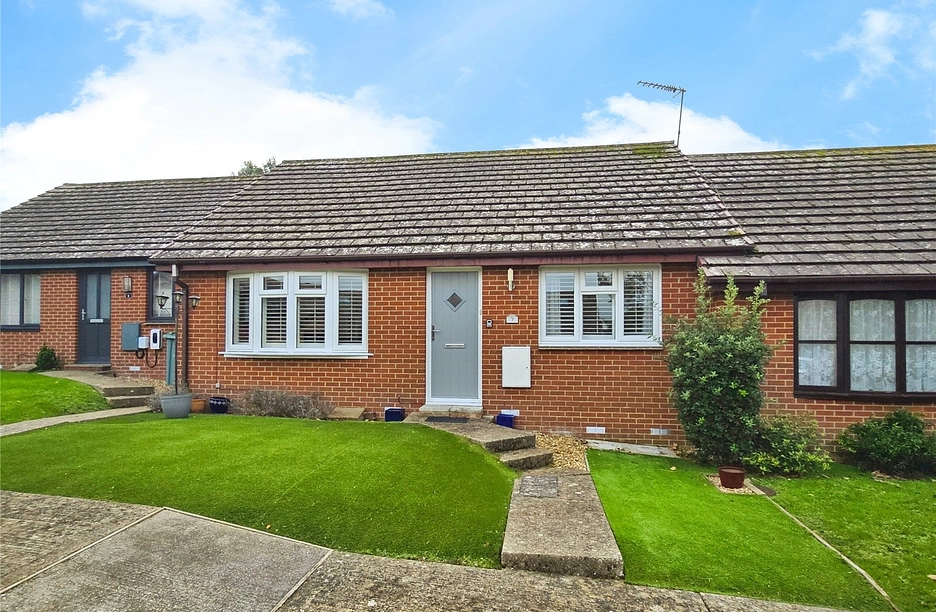 2 bedroom bungalow for sale - Coles Close, Freshwater, Isle of Wight, PO40