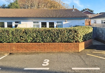 2 bedroom bungalow for sale - Fort Warden Road, Totland Bay, Isle of Wight, PO39
