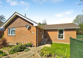 2 bedroom bungalow for sale - Ashley Way, Brighstone, Newport, Isle of Wight, PO30